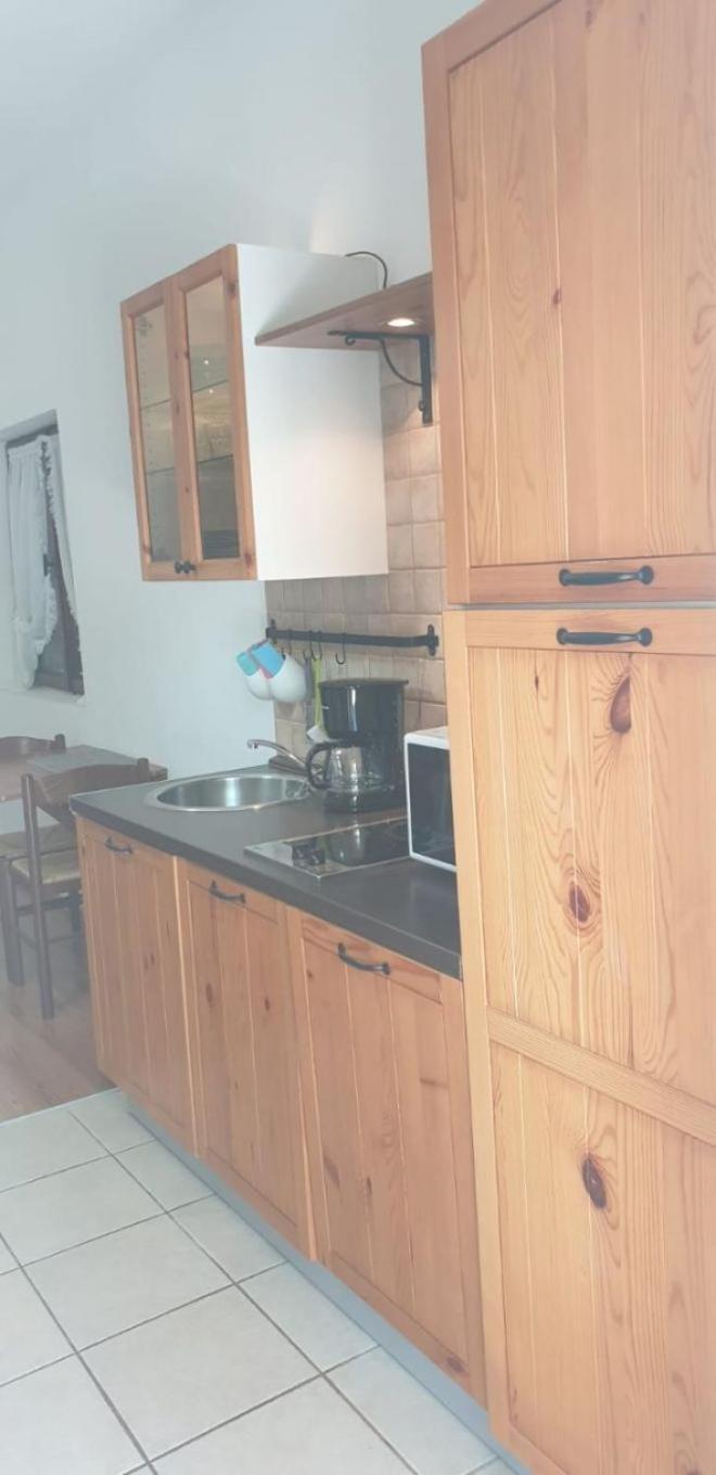 Apartments Biserka - 50 m from beach Trogir Exteriör bild