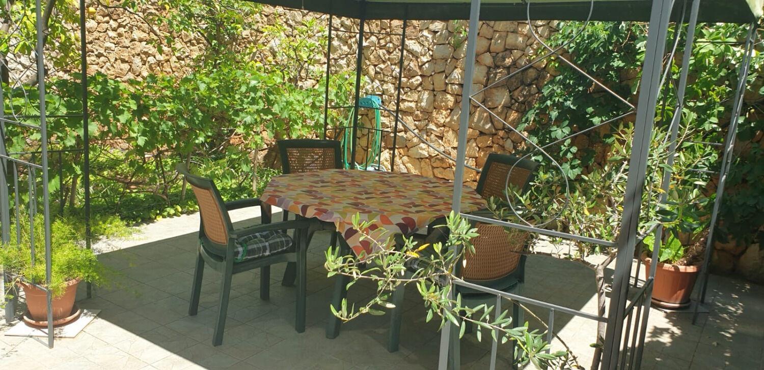 Apartments Biserka - 50 m from beach Trogir Exteriör bild